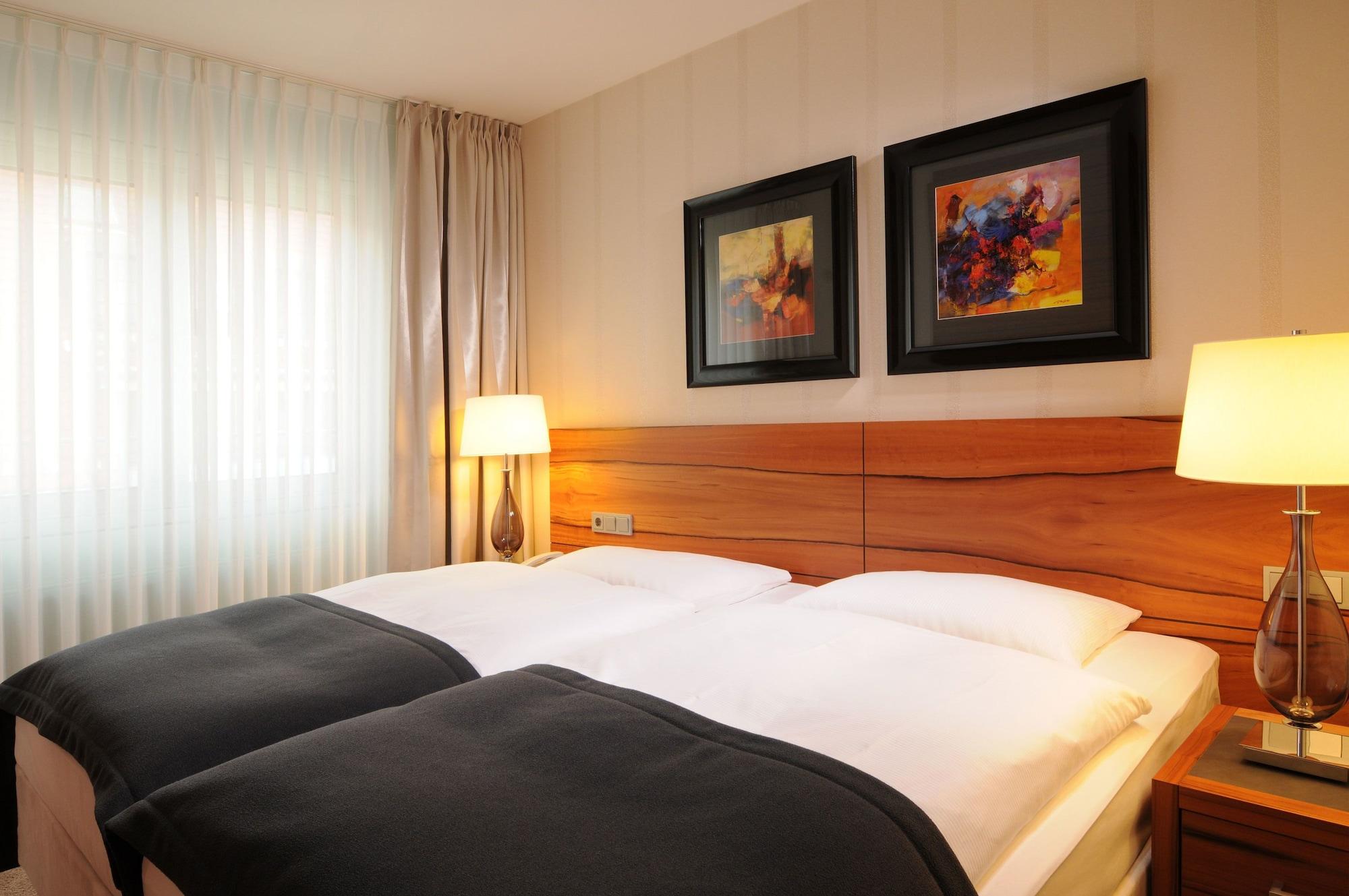 Maritim Hotel Muenchen Bagian luar foto