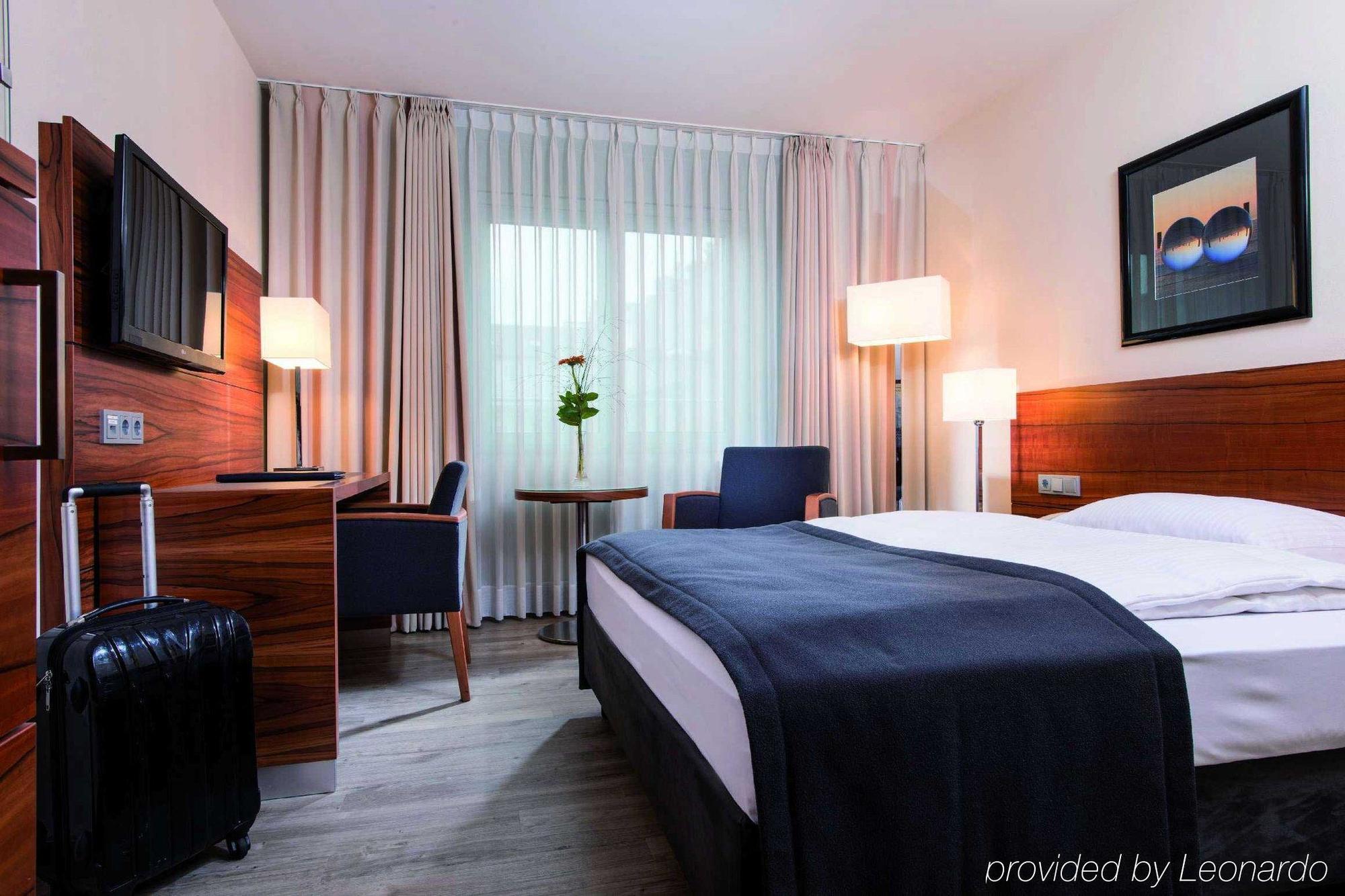 Maritim Hotel Muenchen Bagian luar foto