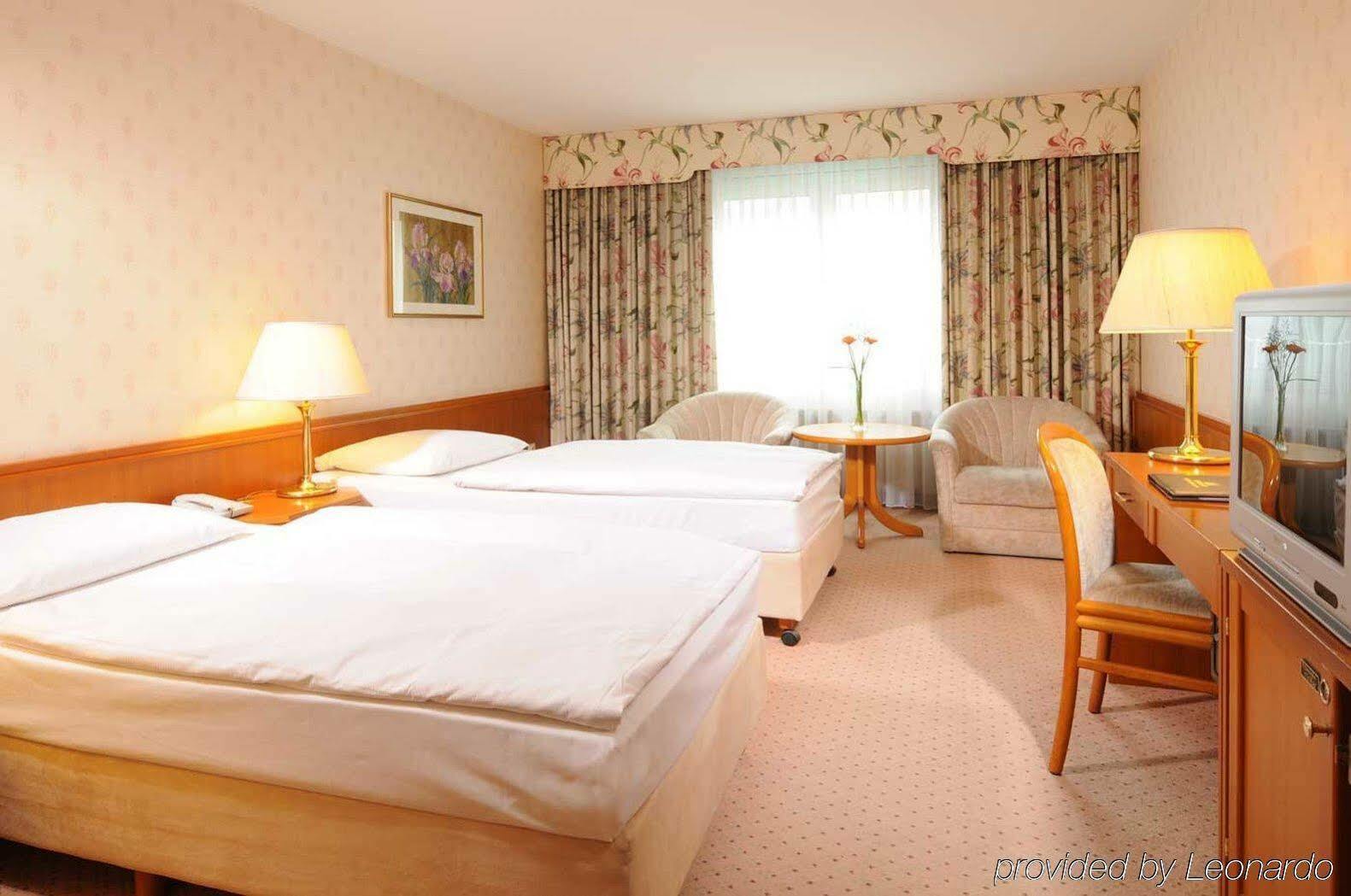 Maritim Hotel Muenchen Bagian luar foto
